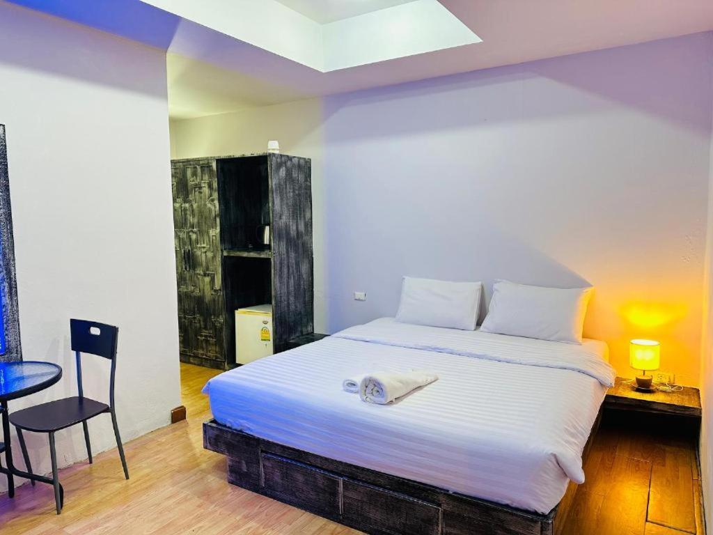 Beachwalk Patong Exterior foto